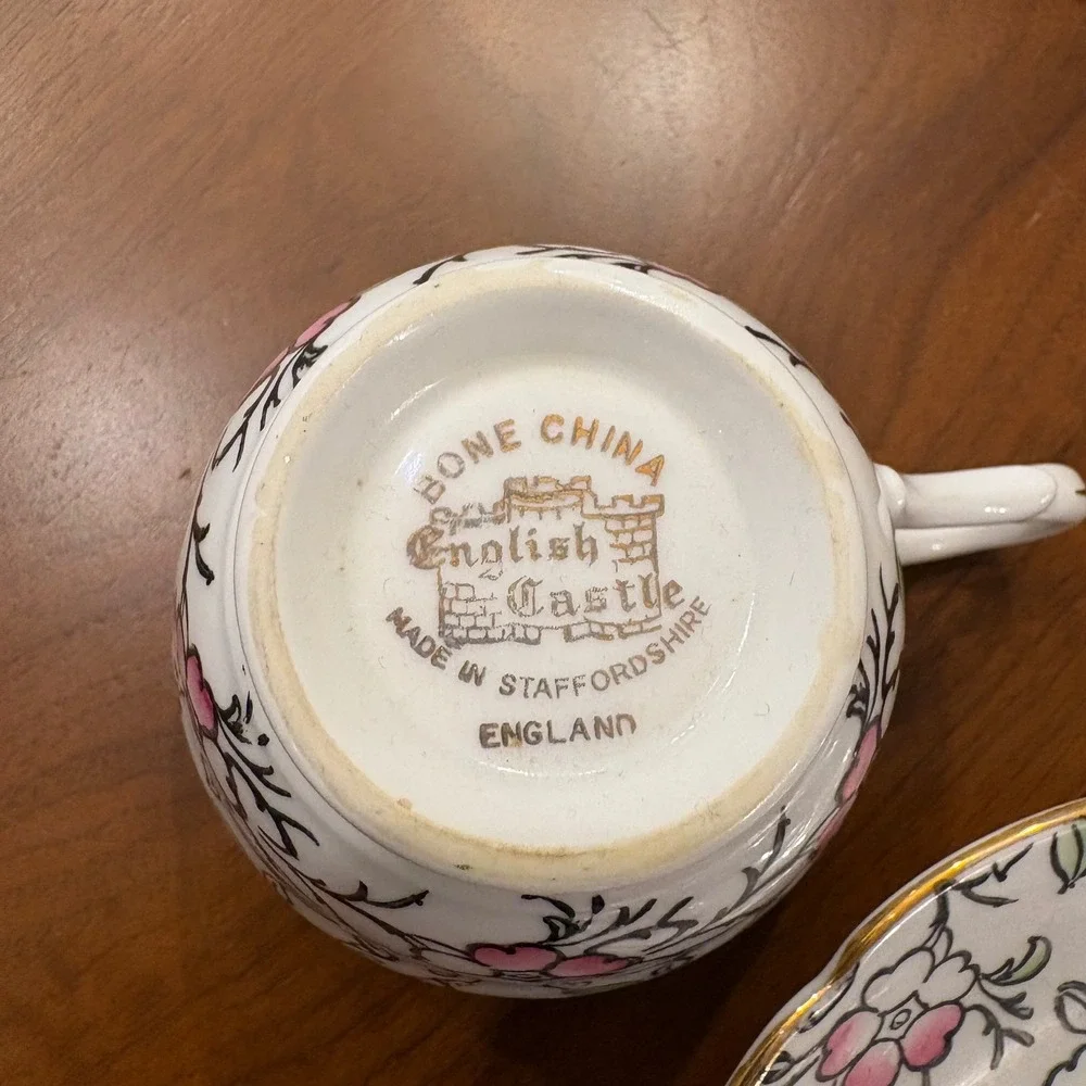 English Castle, Tea Cup and Saucer, Pink White, OS, Excellent